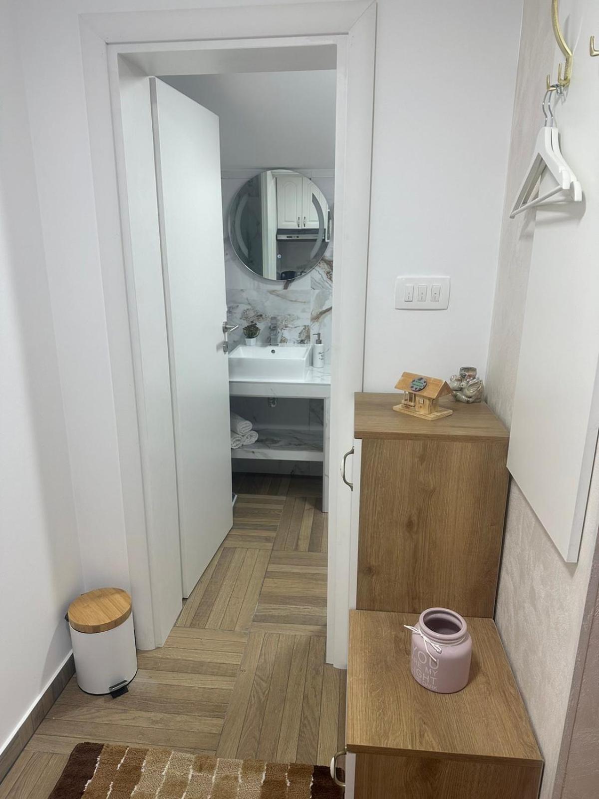 Emily & Jully Apartman