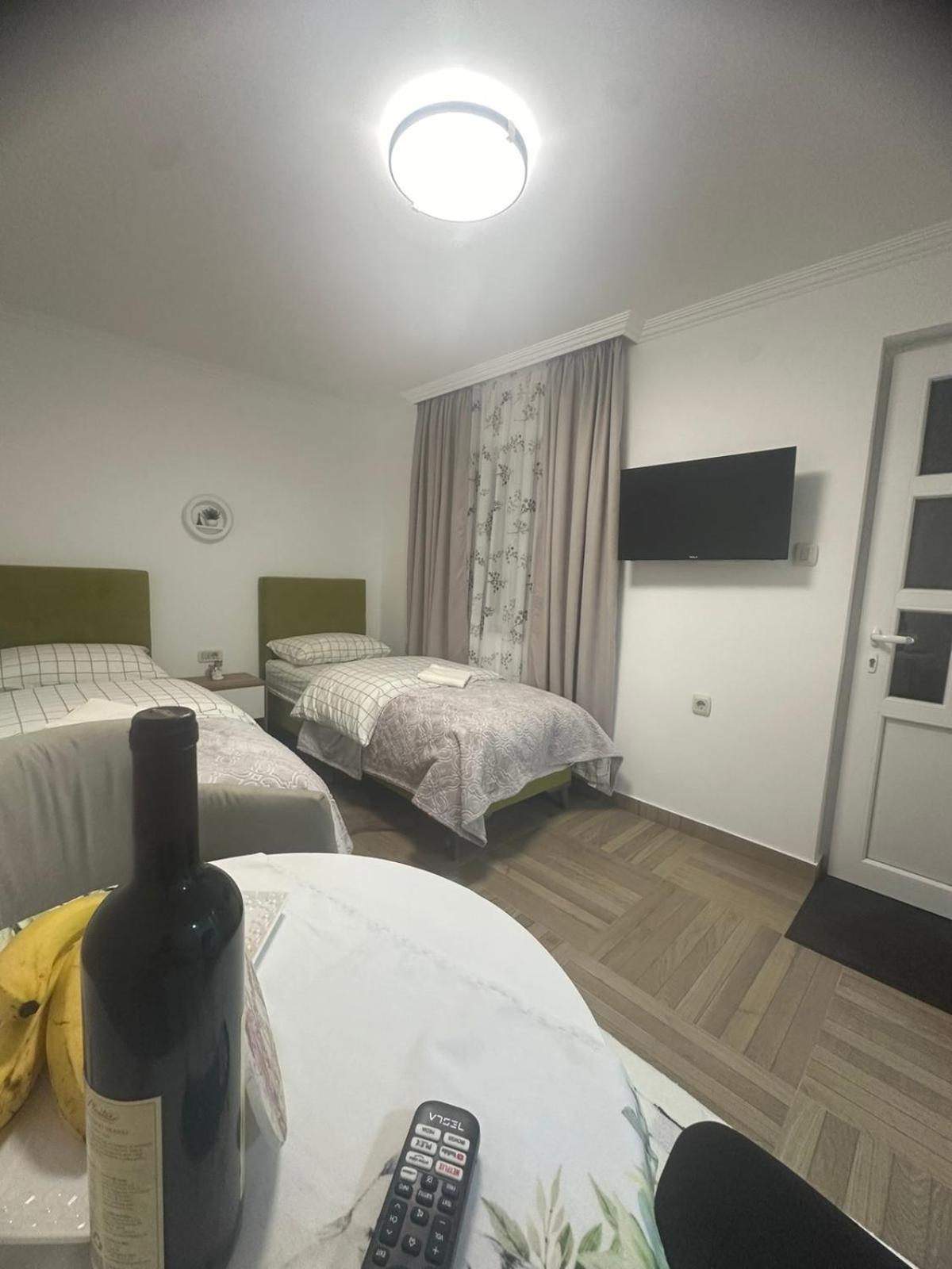 Apartman Emily & Jully *